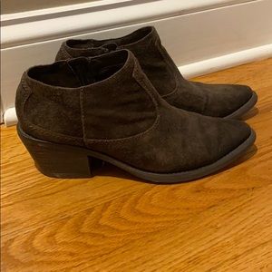 Carlos Santana booties